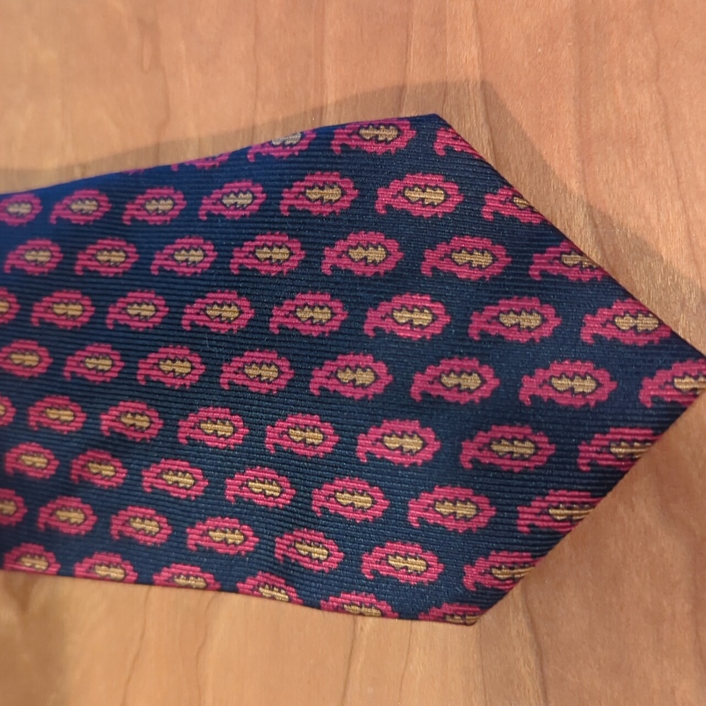 Retro paisley red and navy 3.25" wide tie